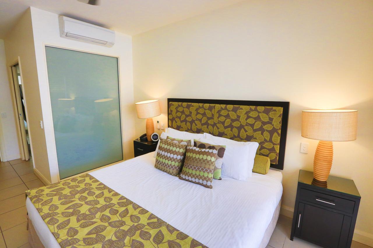 The Beach Club Premium Private Apartments Palm Cove Exterior foto